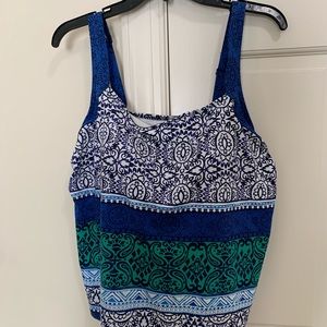 Lands End soft cup tankini top